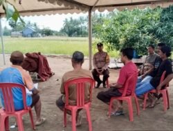 Bhabinkamtibmas Sambangi Tokoh Masyarakat Sampaikan Himbauan Kamtibmas Jelang Pilkada 2024