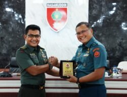 Kapoksahli Mewakili Pangdam XIV/Hsn Bersama Ketua TIM Sesko TNI Memimpin Umpan Balik Alumni Dikreg Sesko TNI TA. 2024