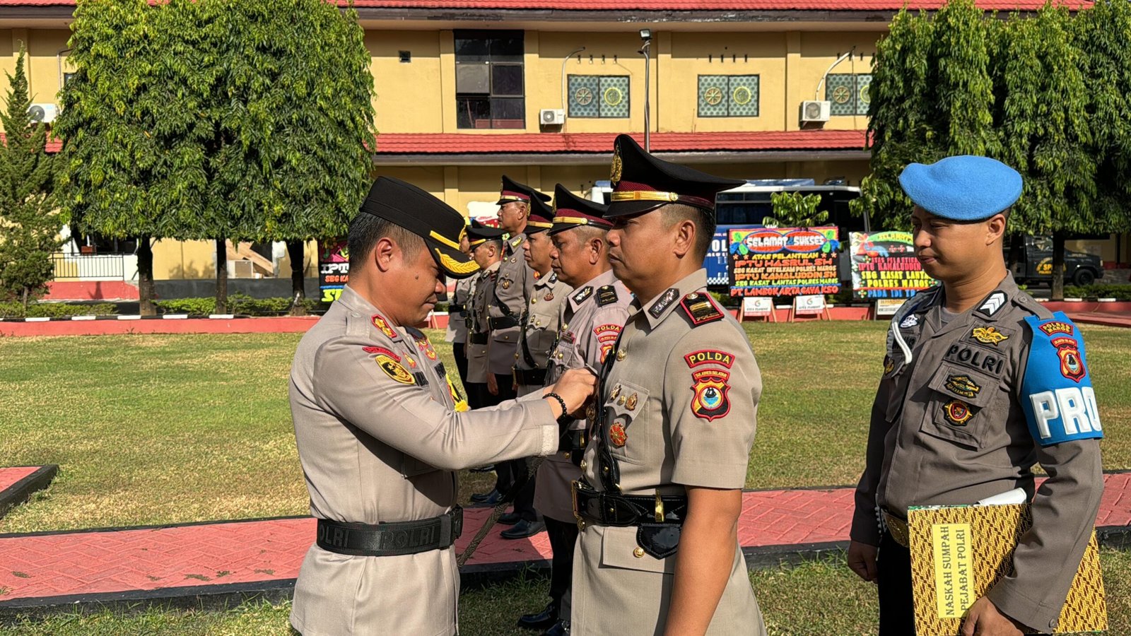 Kasi Humas Polres Pelabuhan Makassar Resmi menjabat Kasat Intel Polres Maros
