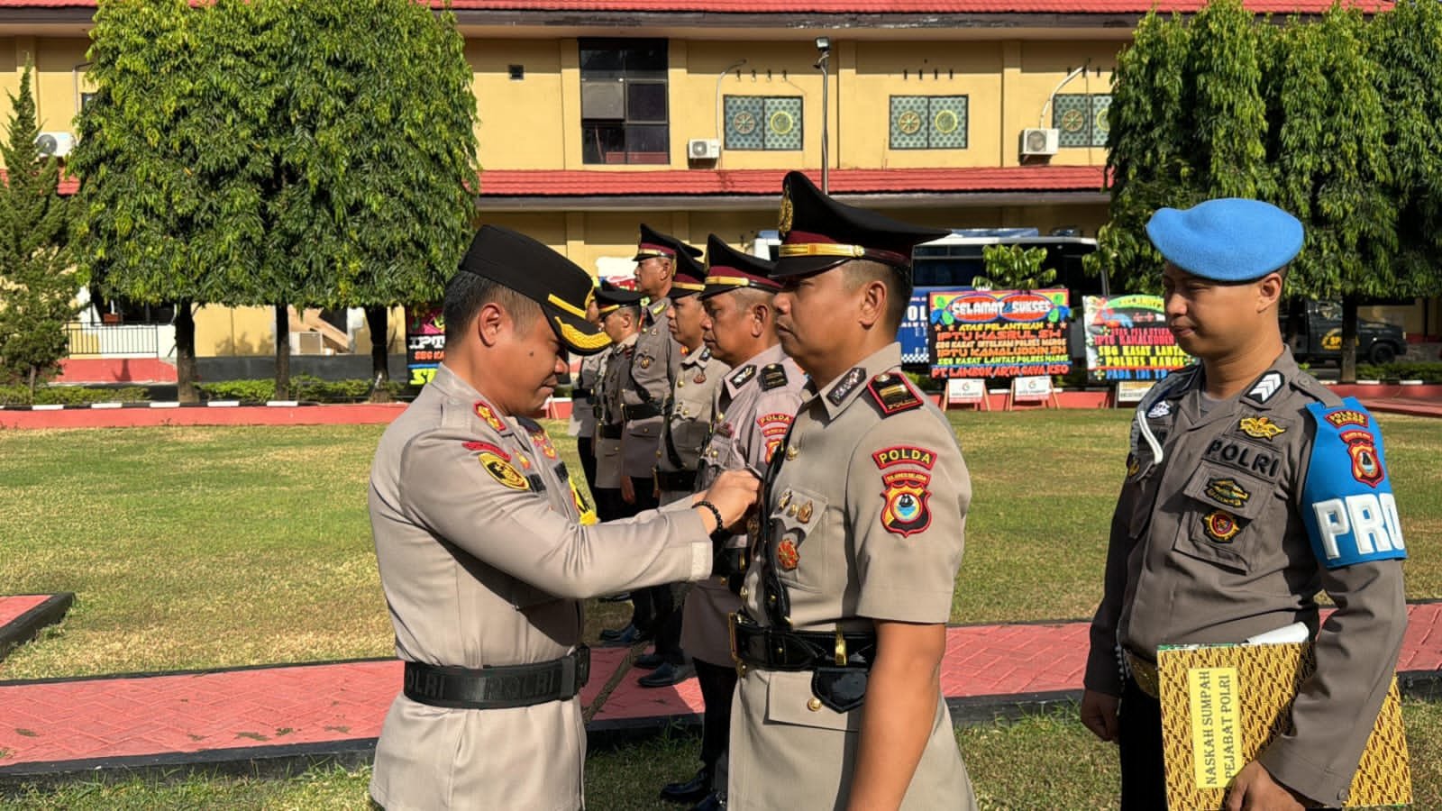 Kasi Humas Polres Pelabuhan Makassar Resmi menjabat Kasat Intel Polres Maros