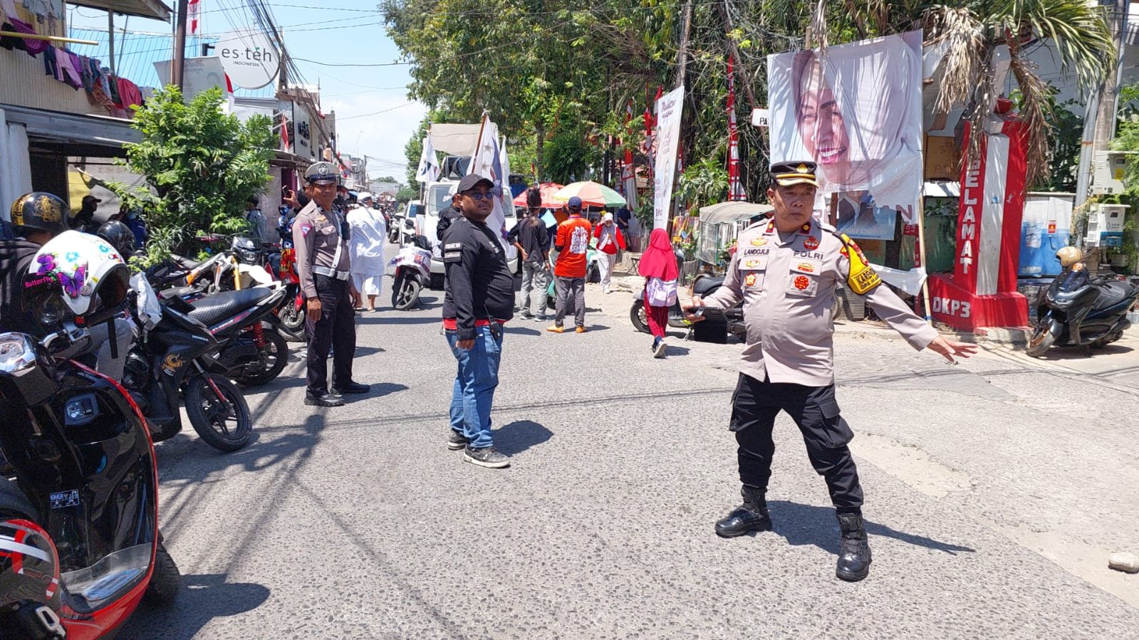Agar Kondusif, Polres Pelabuhan Makassar Lakukan Pengamanan Massa simpatisan Paslon Walikota