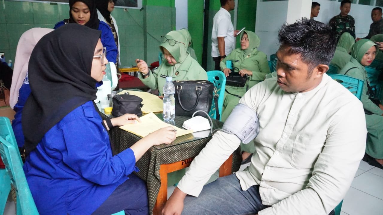Kodim 1409/Gowa gelar Bakti Kesehatan Peringati HUT ke-79 TNI