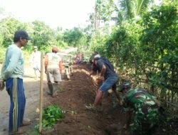 Bersama Warga Binaan,Babinsa Laksanakan Kegiatan Karya Bakti