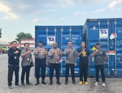 Polres Pelabuhan Makassar Kawal Distribusi Surat Suara Pilkada 2024 dengan Ketat