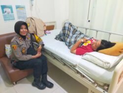 Kapolsek Ujung Tanah Tunjukkan Kepedulian, Jenguk Istri Personelnya yang Sakit
