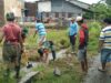 Babinsa Desa Tanrara Koramil 1409-08/Bontonompo laksanakan Kegiatan Karya Bakti bersama Warga