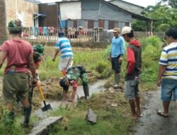 Babinsa Desa Tanrara Koramil 1409-08/Bontonompo laksanakan Kegiatan Karya Bakti bersama Warga