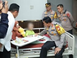 Kapolda Sulsel Kunjungi Dua Bocah Korban Penganiayaan di RS Bhayangkara