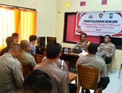 Wakapolres Takalar Berikan Penyuluhan Hukum Terkait Perpol No. 2 Tahun 2021 di Polsek Polsel