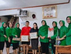 Paldam XIV/Hsn Bersama Persit KCK Ranting 4 Pal Cabang 4 Slog PD XIV/Hsn Salurkan Bantuan Sosial Kepada Personel Terdampak Banjir