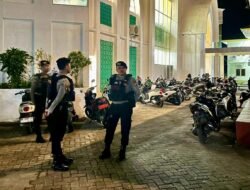 Personil Patmor Sat Samapta Polres Takalar Amankan Malam Pertama Salat Tarawih Ramadhan 1446 H
