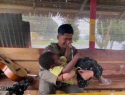 Kedekatan Bripda Wahyu dengan Anak Pegunungan Bintang, Wujud Humanisme Satgas Ops Damai Cartenz-2025