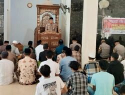 Polres Takalar Gelar Safari Jumat dan Jumat Curhat di Masjid Raodhatul Jannah