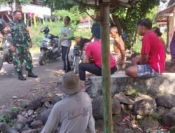 Babinsa Koramil 1409-07/Tompobulu Sosialisasi Harga Gabah Kering Panen Melalui Komsos di Wilayah Binaan