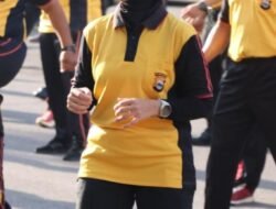 Jaga Imun, Jaga Semangat! Kapolres Pelabuhan Makassar Pimpin Senam Pagi Penuh Energi