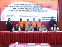 Polda Riau Tangkap Empat Debt Collector yang Terlibat Pengrusakan dan Intimidasi