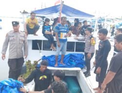 Kapolsek Paotere Turun ke Pelabuhan, Ingatkan Warga Pulau soal Keselamatan Laut
