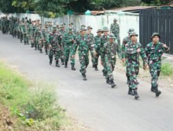 Untuk Meningkatkan Ketahanan Fisik dan Mental Prajurit, Personel Kodim 1409/Gowa Melaksanakan Han Mars