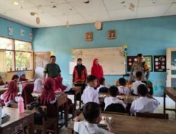 Babinsa Ramil 1409-05/Pallangga Bersama Bhabinkamtibmas Kawal Pendistribusian Makan Bergizi Gratis