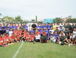 Kodim 1409/Gowa Mengikuti Pertandingan Sepak Bola Persahabatan