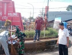 Kebersihan Lingkungan,Babinsa Serka Lias : Itu Tanggung Jawab Kita Bersama