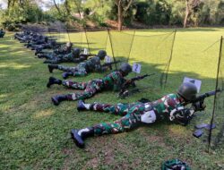 Hari Kedua Latbakjatri, Prajurit Kodim 1409/Gowa Tingkatkan Kemampuan Menembak
