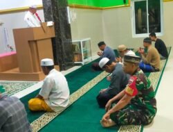Babinsa Kodim 1409/Gowa Eratkan Tali Silaturahmi Melalui Program Safari Subuh Berjamaah