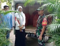 Babinsa Bajeng Kawal Ketat Distribusi Makanan Bergizi untuk Generasi Penerus Bangsa