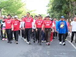 Wujud Sinergi dan Kebersamaan TNI-Polri serta Masyarakat, Kodim 1409/Gowa Ikuti Fun Walk HUT Bhayangkara ke-79
