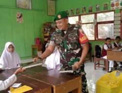 Wujud Kepedulian Babinsa Bajeng Dampingi Program Pemenuhan Gizi di Sekolah