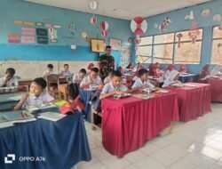 Sukseskan Program Pemerintah, Babinsa Sokkolia Pastikan Distribusi Makanan Bergizi di Sekolah