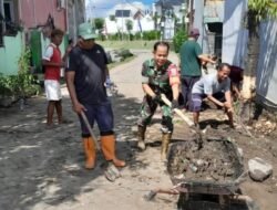 Sinergi TNI, Pemerintah, dan Warga Bersih-Bersih Kanal di Kelurahan Tamarunang