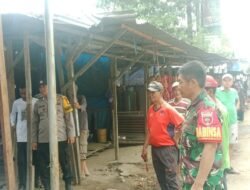 Sinergi TNI dan Pemdes Bontosunggu: Karya Bakti Relokasi Kios Demi Tertib Lalu Lintas dan Kebersihan