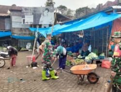 Babinsa Koramil 1409-04/Tinggimoncong Buktikan Kemanunggalan TNI-Rakyat Melalui Karya Bakti Bersama