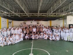 Polsek Ujung Tanah Tanamkan Nilai Disiplin dan Anti Narkoba di Pondok Pesantren DDI Galesong Baru