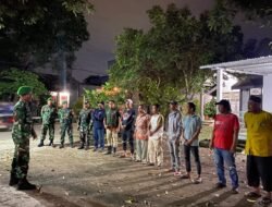 TNI dan Komduk Kawal Keamanan Lewat Patroli Pos Kamling Bontosunggu