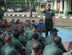 “Jam Pimpinan” Dandim Letkol Inf Heri Kuswanto Berikan Arahan Dan Motivasi Kepada Prajurit, PNS Kodim 1409/Gowa