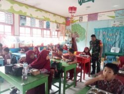 Babinsa Malakaji Pastikan Masa Depan Sehat: Kawal Ketat Distribusi Makan Bergizi Gratis untuk Ratusan Siswa!