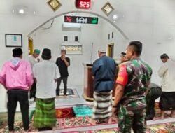 Pererat Silaturahmi Lewat Ibadah, Babinsa Pakatto Gelar Safari Subuh dan Komsos di Masjid Nurul Yakin