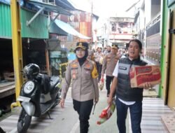 Peringati Hari Jadi Intelijen Polri ke-80, Kapolres Pelabuhan Makassar Pimpin Bakti Sosial di Ujung Tanah