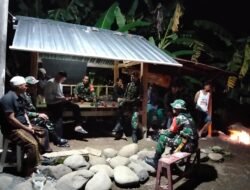 Sinergi Tanpa Batas: Babinsa Kodim 1409/Gowa dan Komponen Masyarakat Kompak Jaga Kamtibmas Desa Pakatto