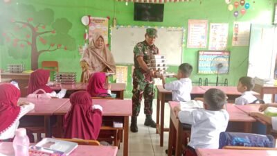 Sasar 1.527 Penerima, Babinsa Koramil 03/Bontomarannu Kawal Distribusi Makan Bergizi Gratis di Nirannuang