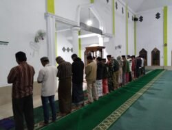 Spirit Fajar di Tompobulu: Babinsa Kopka Nurkalwi Gelar Safari Subuh dan Komsos di Malakaji