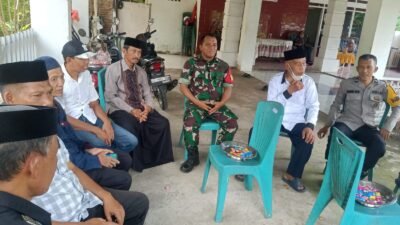 Antisipasi Cuaca Ekstrem, Babinsa Barembeng Kodim 1409/Gowa Gandeng Bhabinkamtibmas dan Tokoh Masyarakat Perkuat Keamanan Desa