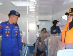 Kapolres Pelabuhan Makassar Pimpin Pencarian Nelayan Hilang di Perairan Newport