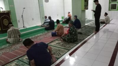 Jaga Kondusivitas Wilayah, Babinsa Koramil 03/Bontomarannu Rangkul Tokoh Agama Lewat Safari Subuh