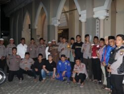 Tarawih Keliling Polres Pelabuhan Makassar, Polisi Hadir di Tengah Jamaah Saat Ramadan 1447 H