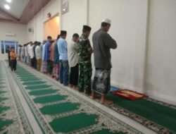 Perkuat Ukhuwah, Babinsa Parangbanoa Kodim 1409/Gowa Gelar Safari Subuh di Masjid Nurul Jihad
