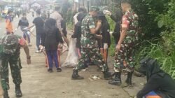 Jaga Keasrian Kota Bunga, Babinsa Malino Bersama Siswa dan Warga Gelar Karya Bakti Massal