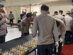 Tak Ada Ruang bagi Narkoba! Propam Polres Pelabuhan Makassar Awasi Ketat Tes Urine Personel